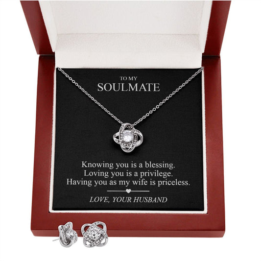 Soulmate Love Knot & Earring Set. Valentines gift for my wife. Husband to wife jewelry set gift box